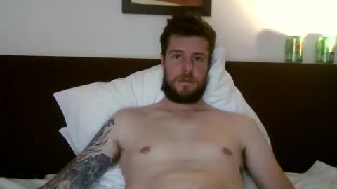 lobo online show from April 15, 8:42 pm