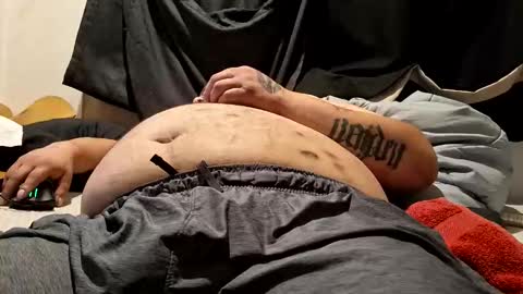 SeekingWaifu online show from April 14, 7:41 am