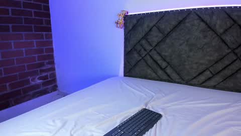 Logan online show from October 22, 7:56 am