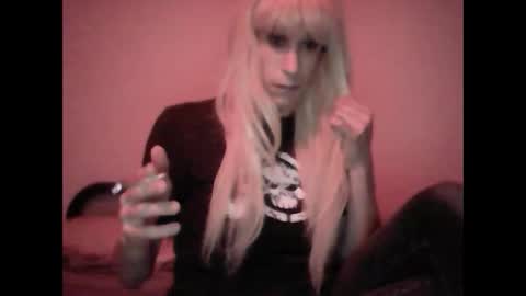 lolax69x online show from December 2, 2:03 am