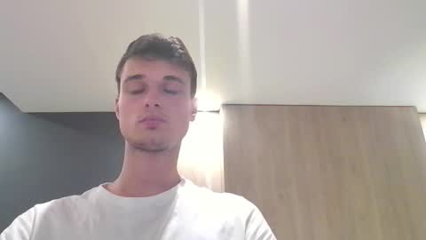 Snapshot of london_tomy chatting on September 14, 11:40 pm london_tomy online show from September 14, 11:40 pm