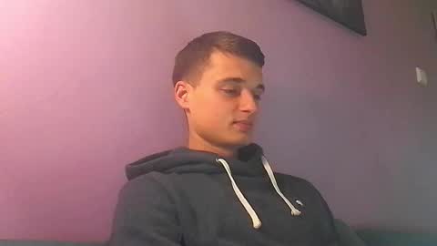 london_tomy online show from January 14, 11:41 pm