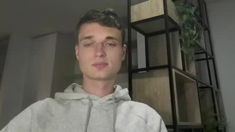 Snapshot of london_tomy chatting on October 5, 2:48 am london_tomy online show from October 5, 2:48 am