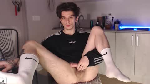 PVT AND MENU ACTIVE online show from October 4, 10:58 pm