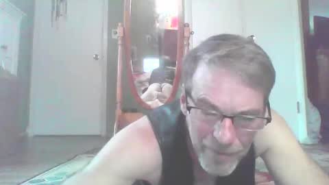 Snapshot of longbowrider555 chatting on December 10, 4:06 pm Jeff online show from December 10, 4:06 pm