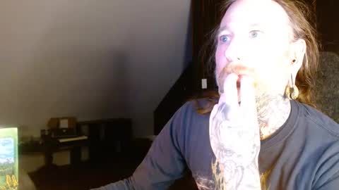 longhair online show from February 23, 11:14 pm