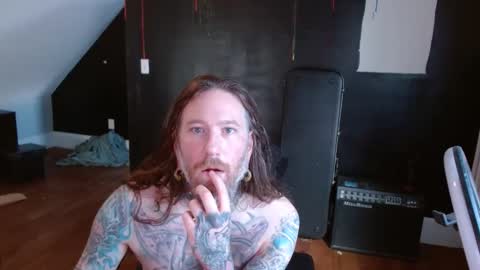 longhair online show from December 30, 6:05 pm