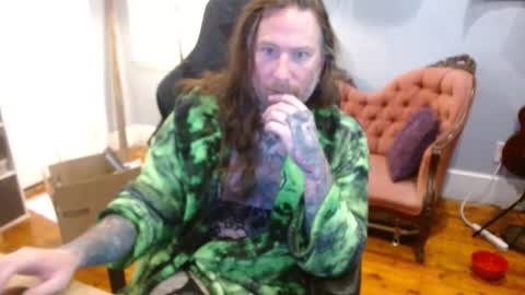 longhair online show from November 5, 6:32 pm