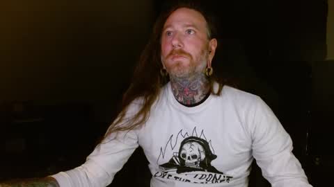 longhair online show from February 18, 2:05 am