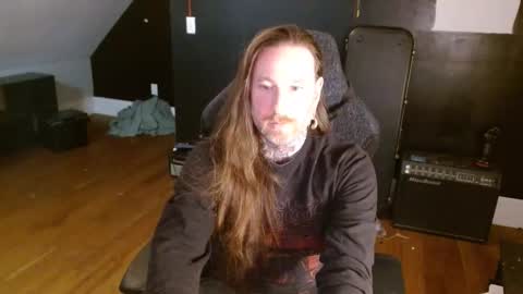 longhair online show from December 5, 4:53 am
