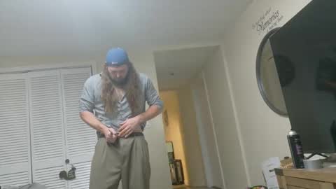 longhairedfreak1921 online show from September 25, 4:28 pm