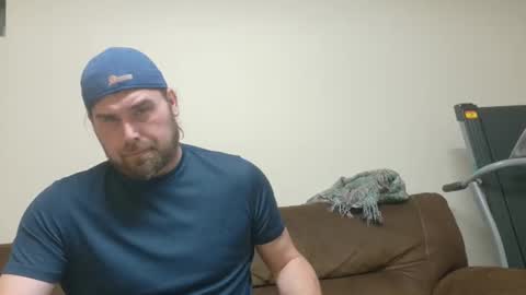 longhairedfreak1921 online show from September 23, 7:13 pm