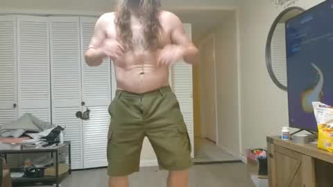 longhairedfreak1921 online show from September 28, 7:23 pm
