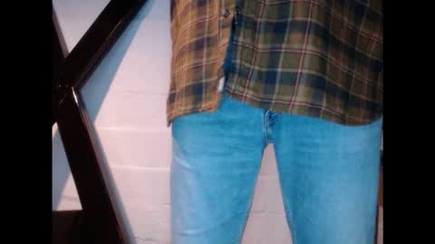 longleanguy online show from January 19, 12:02 am