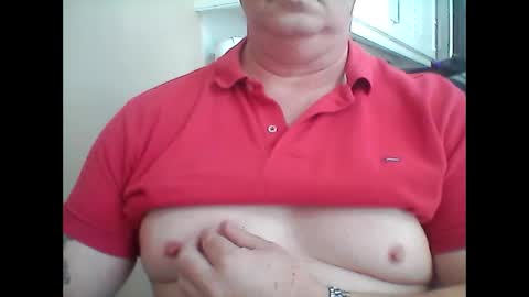 Snapshot of look823 chatting on September 21, 3:45 pm look823 online show from September 21, 3:45 pm