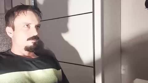 Lucas online show from February 22, 11:44 am