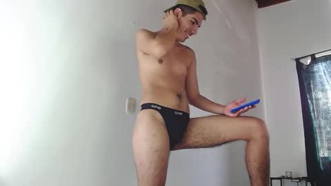 Snapshot of looki_16 chatting on January 14, 3:26 pm looki 16 online show from January 14, 3:26 pm