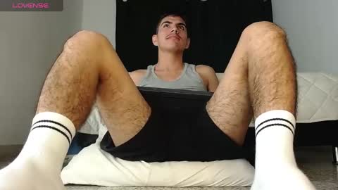 Snapshot of looki_16 chatting on January 4, 3:50 am looki 16 online show from January 4, 3:50 am