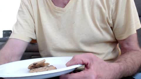 looking469 online show from April 9, 5:08 pm