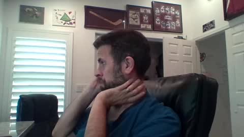 lookyherre online show from April 13, 4:18 pm