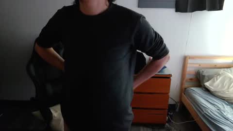 Peter and Ash online show from October 10, 7:51 pm