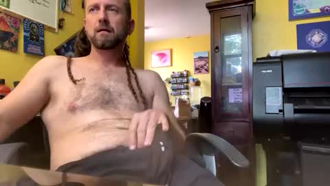 lord88bunnie online show from April 19, 8:22 pm