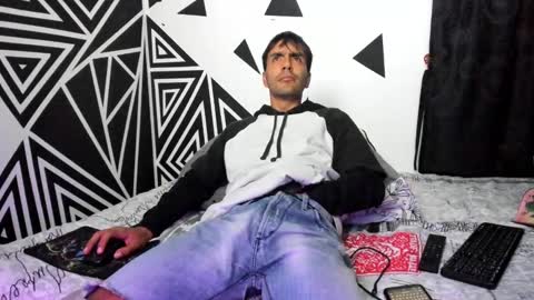 Snapshot of lord_apolo chatting on October 28, 5:10 am Apolo online show from October 28, 5:10 am