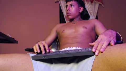 lord_dainn online show from May 30, 12:54 am