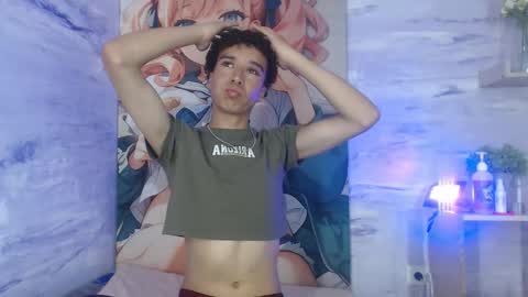 Tayron online show from March 3, 4:42 am