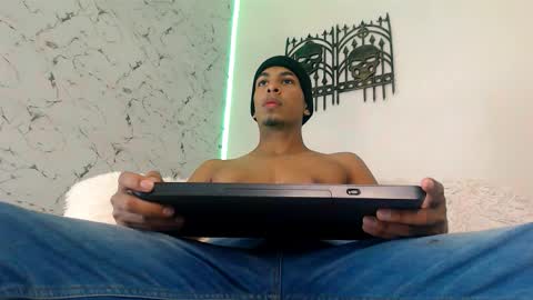 Lorian Vikel  online show from October 15, 10:17 pm