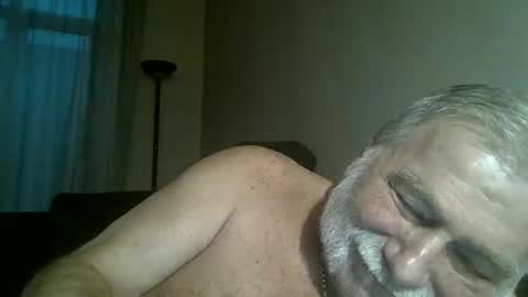 Snapshot of louis_chokdee chatting on December 16, 3:54 pm louis_chokdee online show from December 16, 3:54 pm