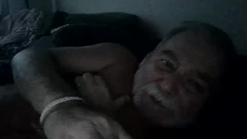 Snapshot of louis_chokdee chatting on September 22, 5:34 pm louis_chokdee online show from September 22, 5:34 pm