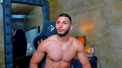 Snapshot of louis_connor chatting on September 17, 10:22 pm Louis online show from September 17, 10:22 pm