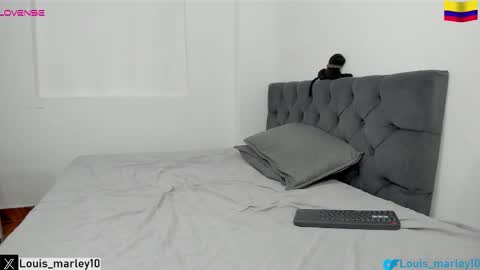 louis_marley_ online show from March 28, 11:16 pm