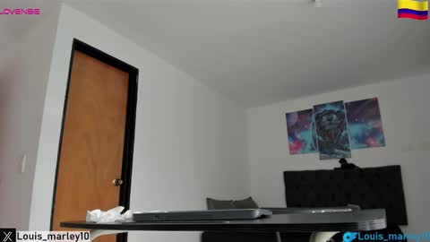 louis_marley_ online show from February 26, 7:14 pm