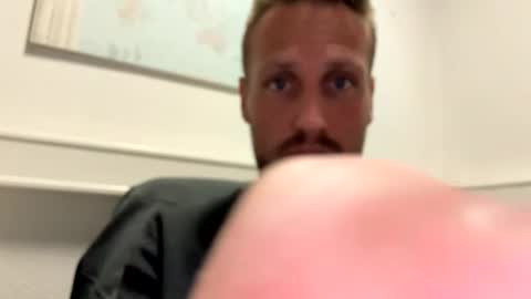 lovefuesse online show from October 10, 11:26 am