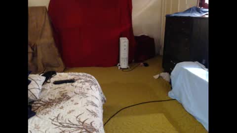 Snapshot of lover31660 chatting on February 9, 3:53 am Lover31660 online show from February 9, 3:53 am