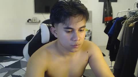 loverboyph04 online show from November 28, 7:00 am