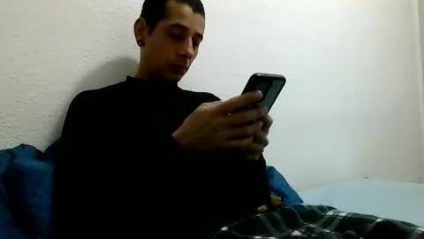 lovered6633 online show from April 1, 12:23 am