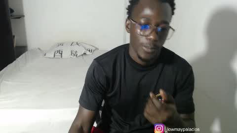 Lowmay palacios online show from February 25, 5:41 am