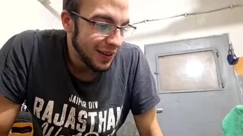 Lshot D online show from November 21, 12:15 pm