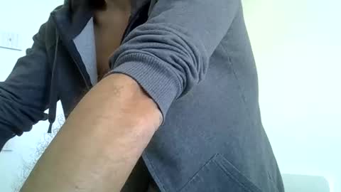 luca2828 online show from October 28, 9:12 am