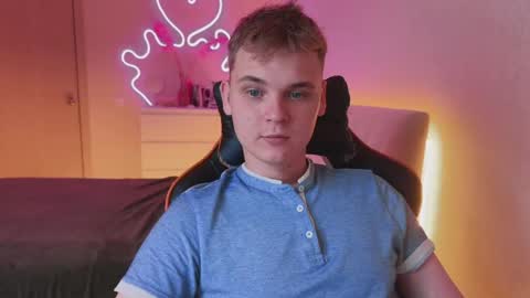 Snapshot of lucas_dany chatting on September 11, 2:54 am Lucas Gill online show from September 11, 2:54 am
