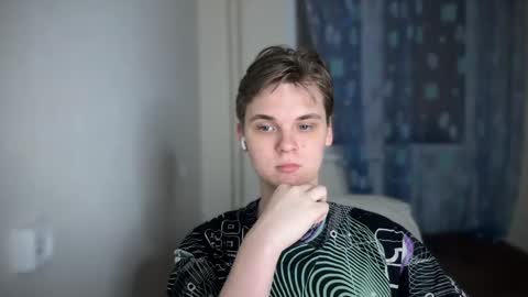Snapshot of lucas_dany chatting on December 16, 2:16 pm Lucas Gill online show from December 16, 2:16 pm