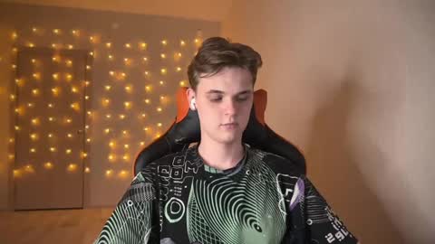 Snapshot of lucas_dany chatting on January 12, 3:14 pm Lucas Gill online show from January 12, 3:14 pm