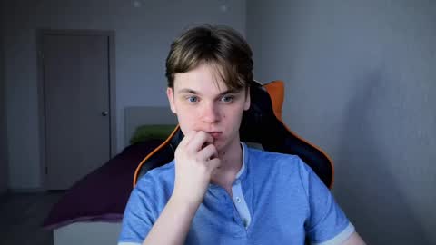 Snapshot of lucas_dany chatting on March 7, 3:19 am Lucas Gill online show from March 7, 3:19 am