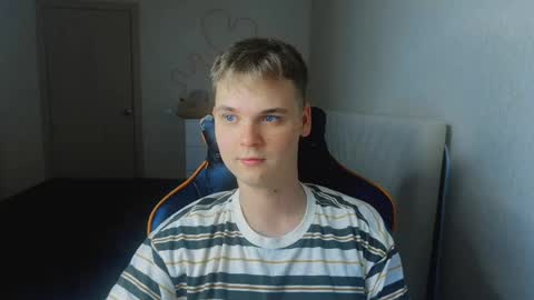 Snapshot of lucas_dany chatting on September 19, 3:07 am Lucas Gill online show from September 19, 3:07 am