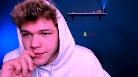 lucas_long_ online show from December 16, 10:00 am