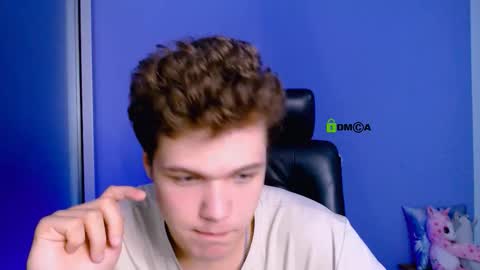 lucas_long_ online show from September 24, 1:20 pm