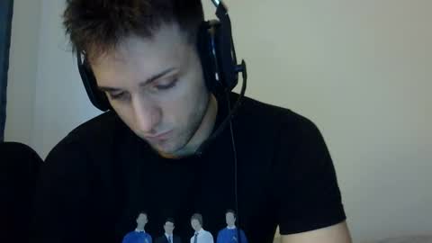 lucasbacon13 online show from December 3, 9:23 pm